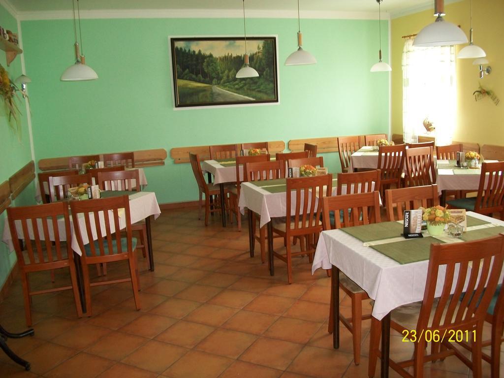 Pension U Loupezaku Hotel Jetrichovice  Ngoại thất bức ảnh
